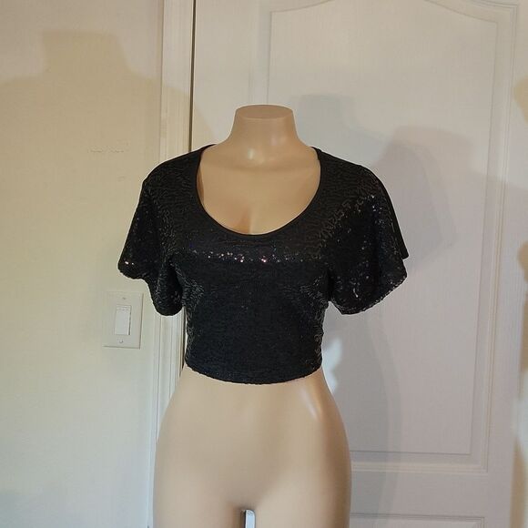 BRAND NEW BLACK SPARLY dELiA*s CROP TOP - Picture 4 of 15